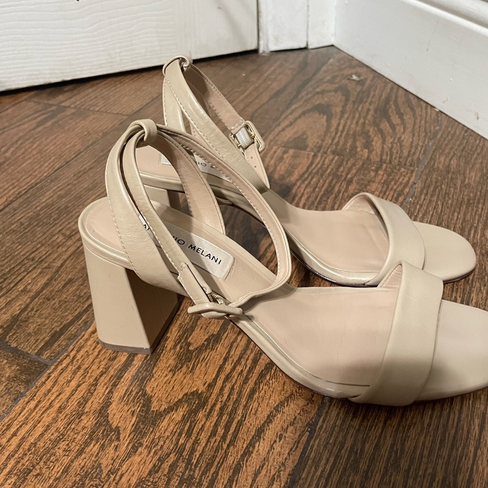 Antonio Melani Nude Heels